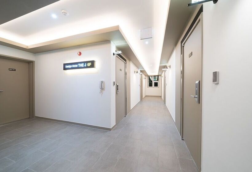 Motell Yeongdong The J