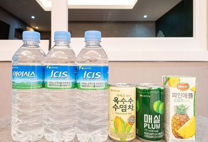 モーテル Yeongdong The J