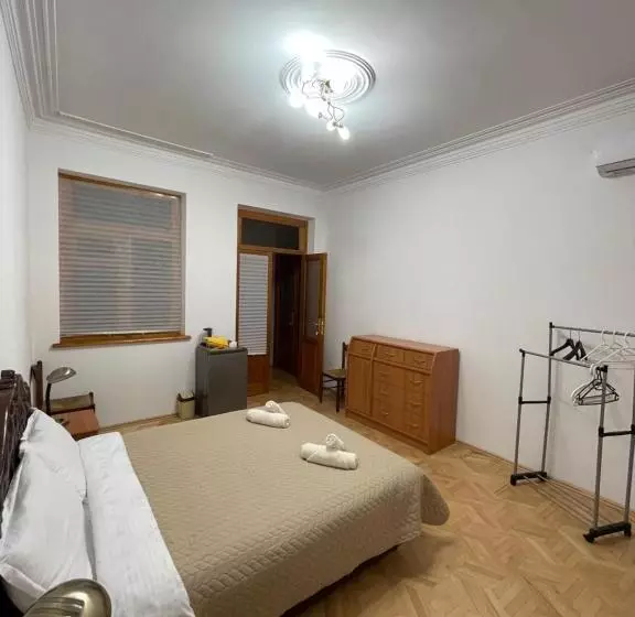 پانسیون Cosy Apart House With View