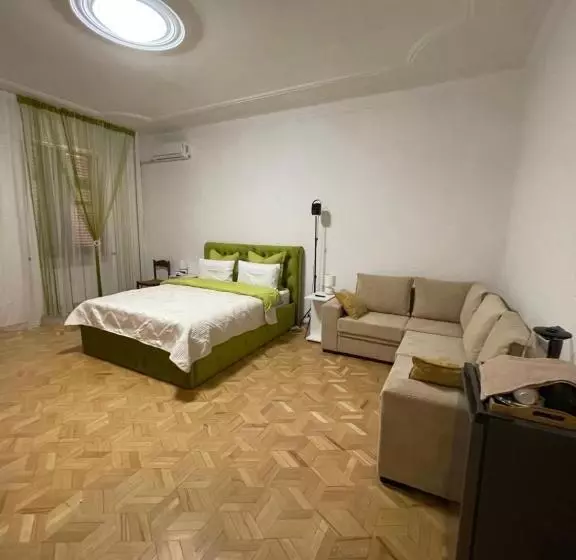 پانسیون Cosy Apart House With View