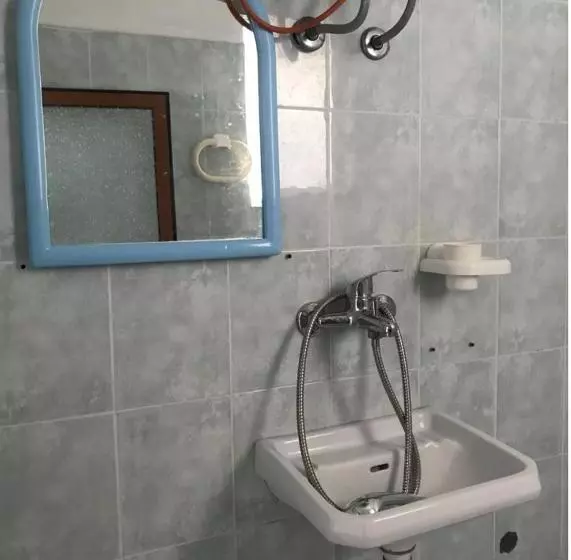 پانسیون Ibras House