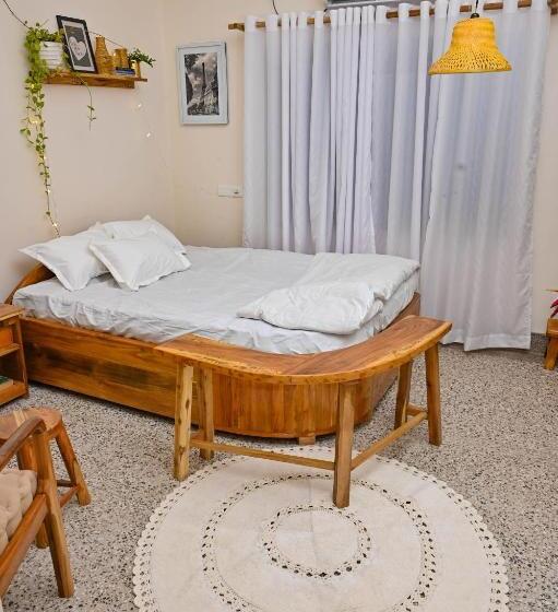 ペンション Skip Intro Stays