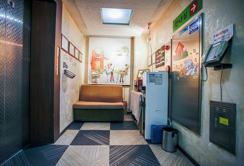 Yanggu Hyundai Motel