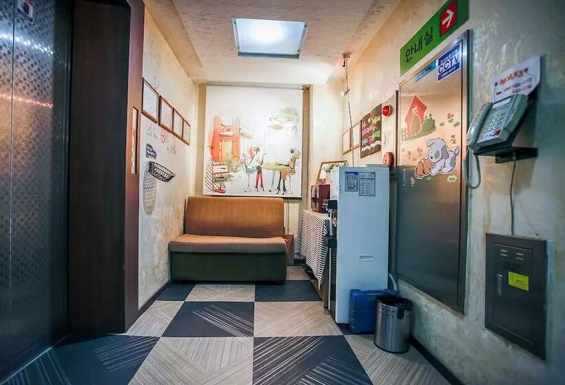Yanggu Hyundai Motel