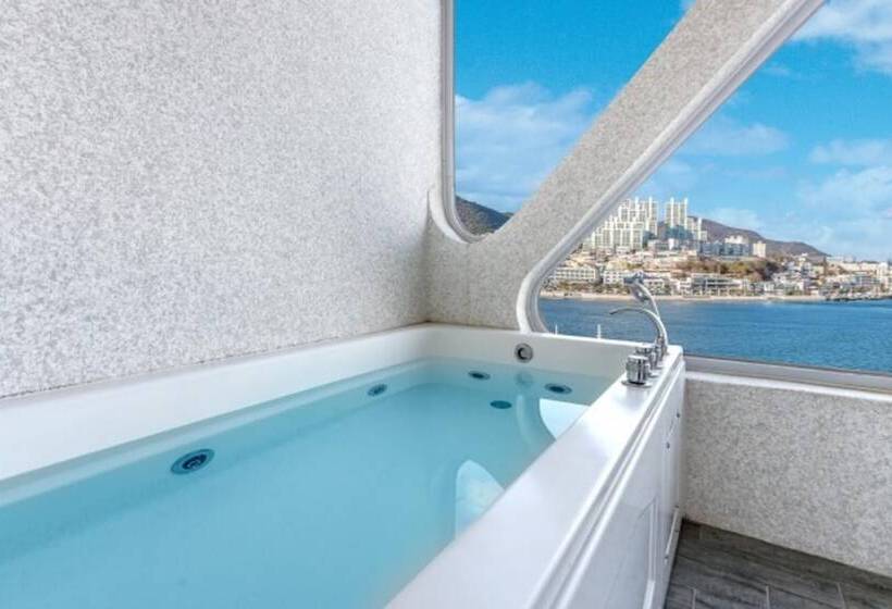 Yeosu Napoli Pension