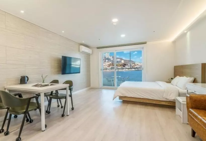 Yeosu Napoli Pension