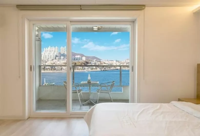 Yeosu Napoli Pension