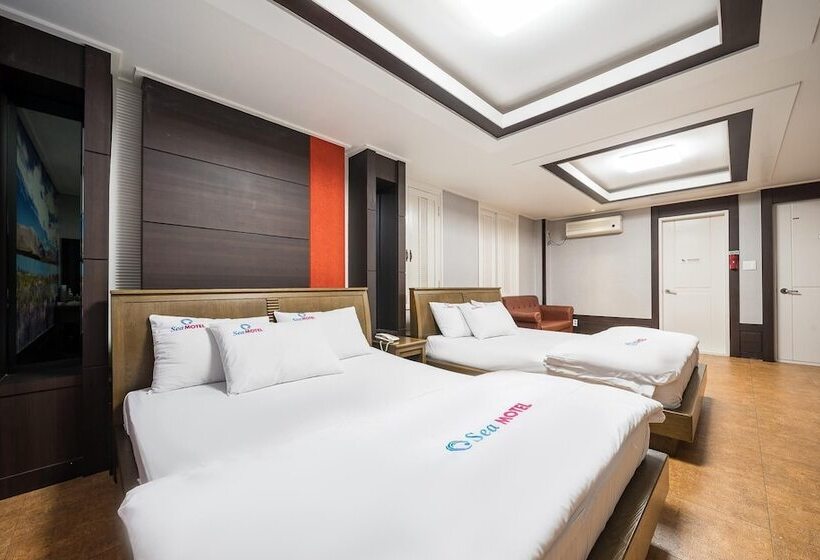 Youngdeok Sea Motel