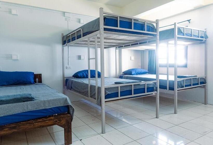 Общежитие Satop Travelers Guesthouse