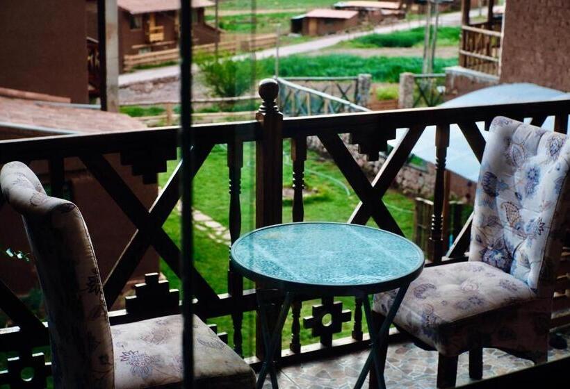 Bed & Breakfast Blue Lotus Retreat Center