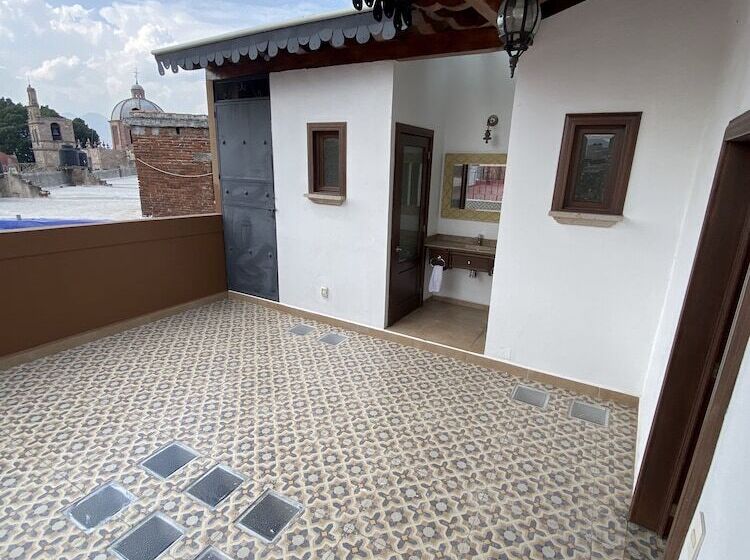 فندق Cantera Real, Morelia
