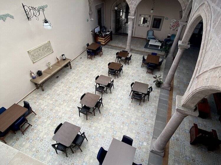 فندق Cantera Real, Morelia