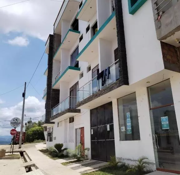 ホテル Hospedaje Los Robles