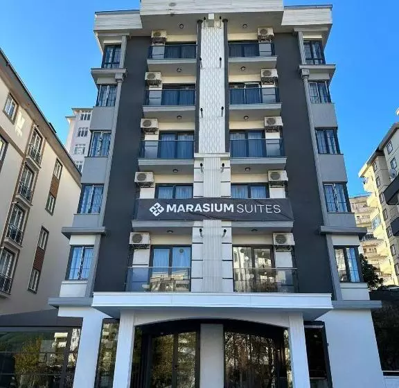 ホテル Marasium Suites