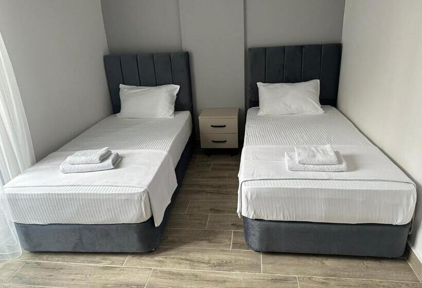 Hotelli Marasium Suites