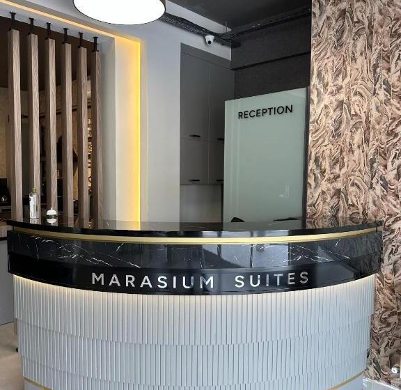 Hotelli Marasium Suites
