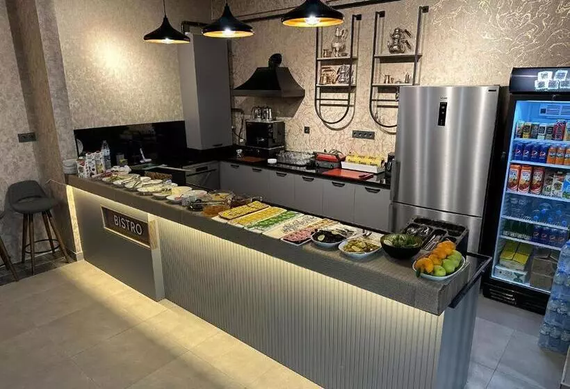 ホテル Marasium Suites