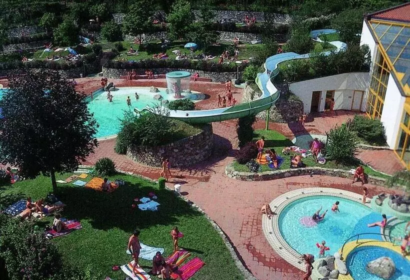 Hotelli Pension Linserhof