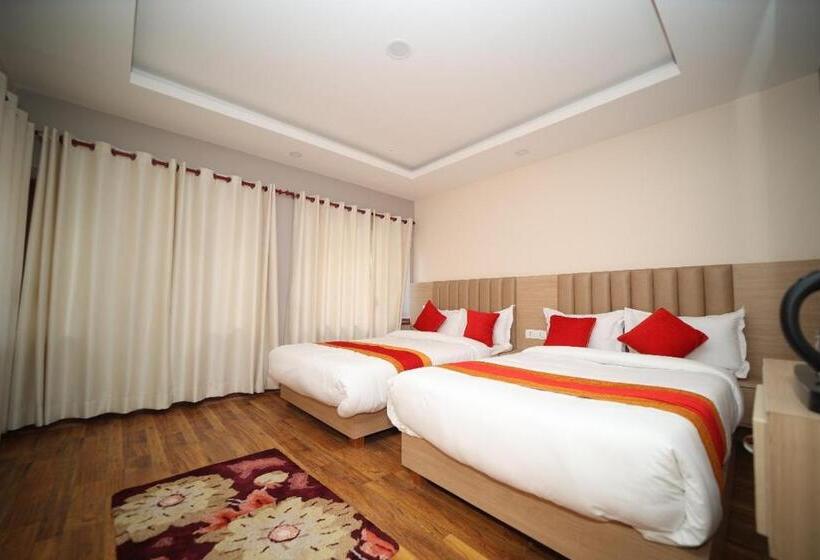 هتل Redstone Regency