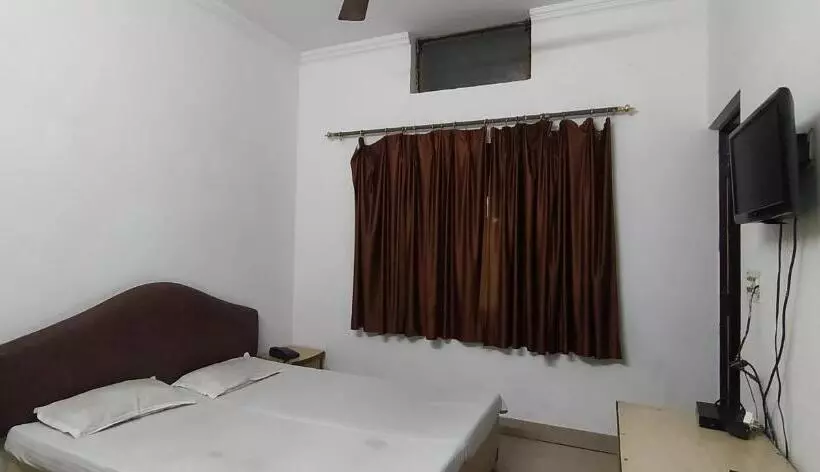 Hotel Samrat