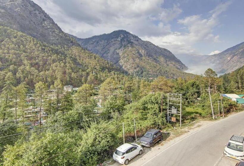 هتل Treebo Trend Drishyawali Kullu With Mountain View