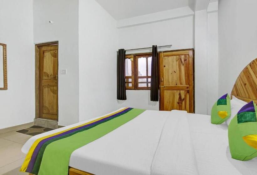 هتل Treebo Trend Drishyawali Kullu With Mountain View