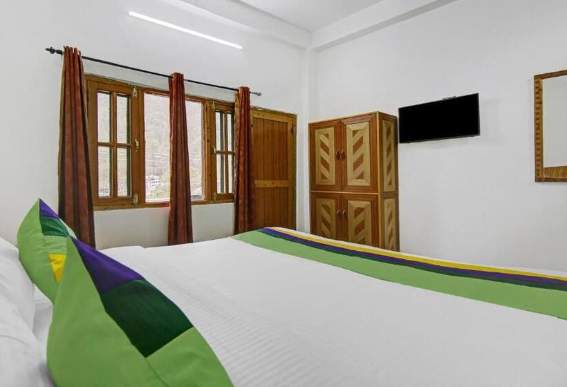 هتل Treebo Trend Drishyawali Kullu With Mountain View