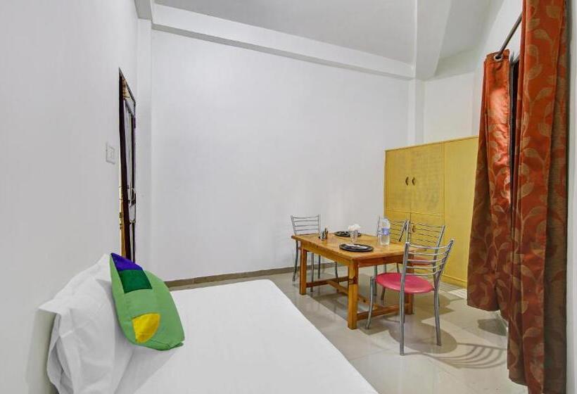 هتل Treebo Trend Drishyawali Kullu With Mountain View