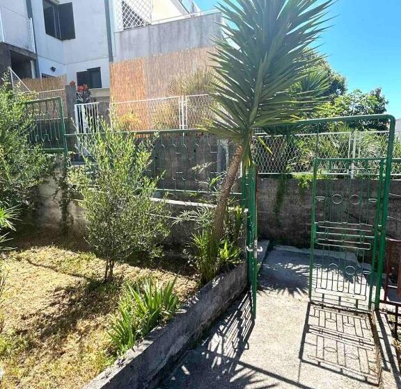 پانسیون Apartments Maya