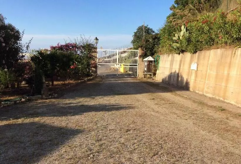Majatalo Balconcino Degli Innamorati Tropea
