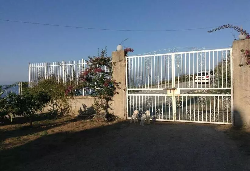 Majatalo Balconcino Degli Innamorati Tropea