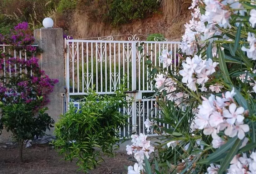 Majatalo Balconcino Degli Innamorati Tropea