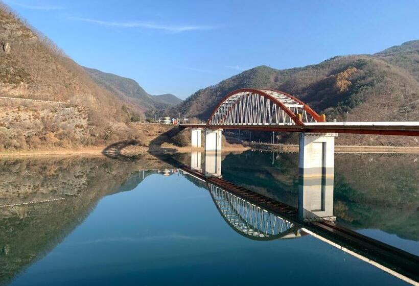 Pensão Danyang Rio 127 Guesthouse