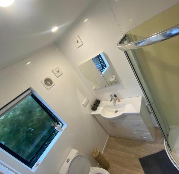 膳宿费 Dinsdale Oasis And Private Spa Pool