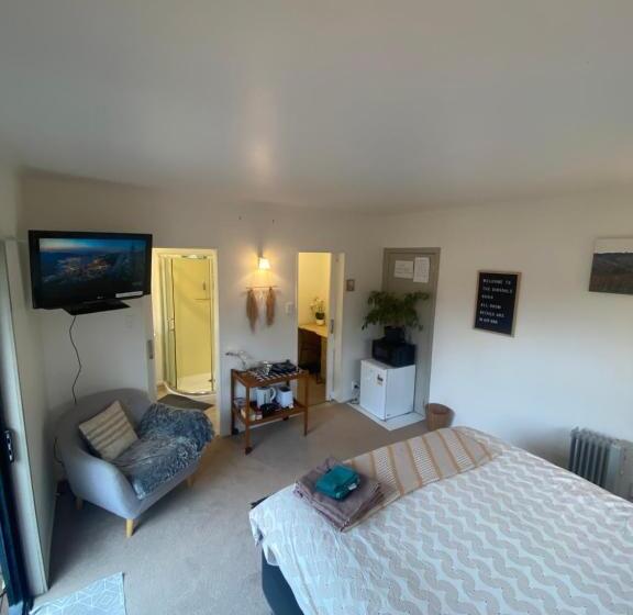 膳宿费 Dinsdale Oasis And Private Spa Pool