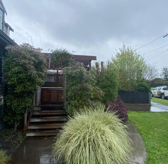 膳宿费 Dinsdale Oasis And Private Spa Pool