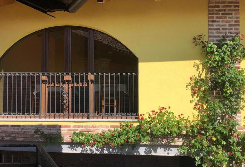 ペンション La Rosa Rampicante