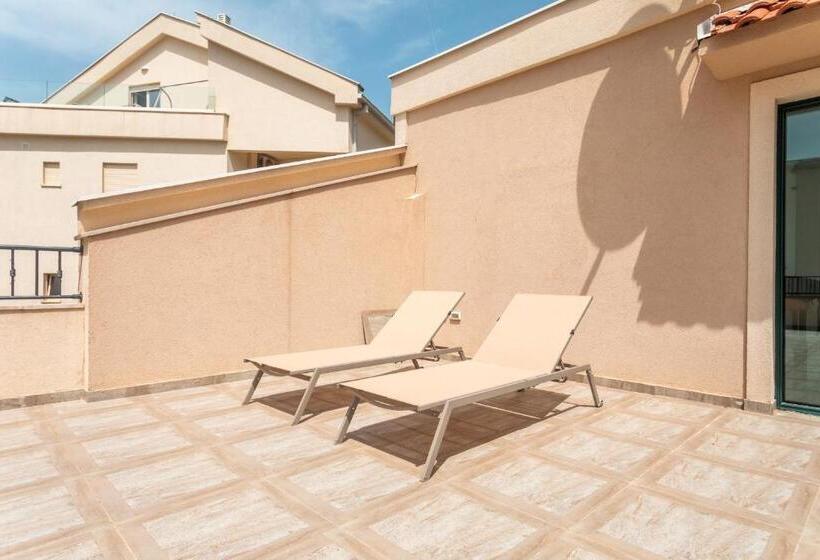 پانسیون Porta Volta Residence