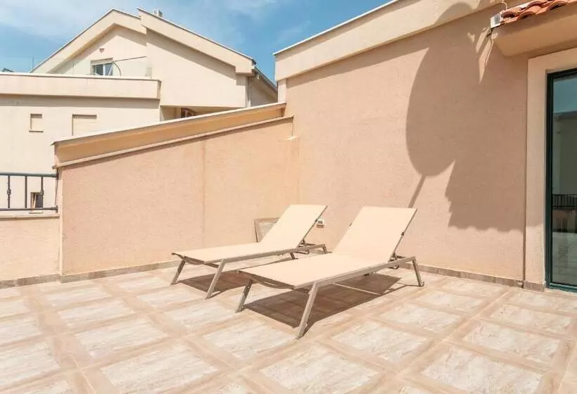 پانسیون Porta Volta Residence