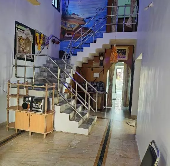 Majatalo Seeyarm Stay Omkar Villa