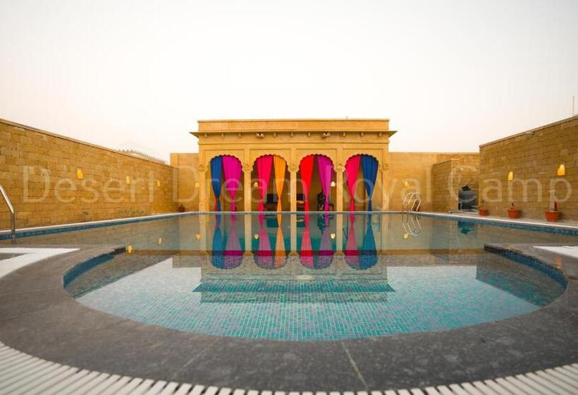 פנסיון Surya Vilas