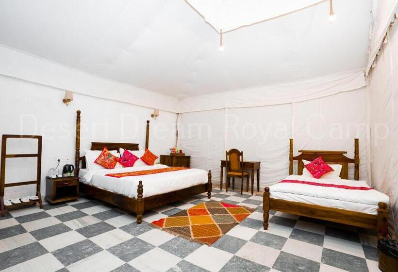 פנסיון Surya Vilas