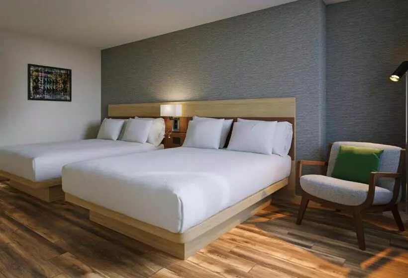 Ac Hotel By Marriott Honolulu