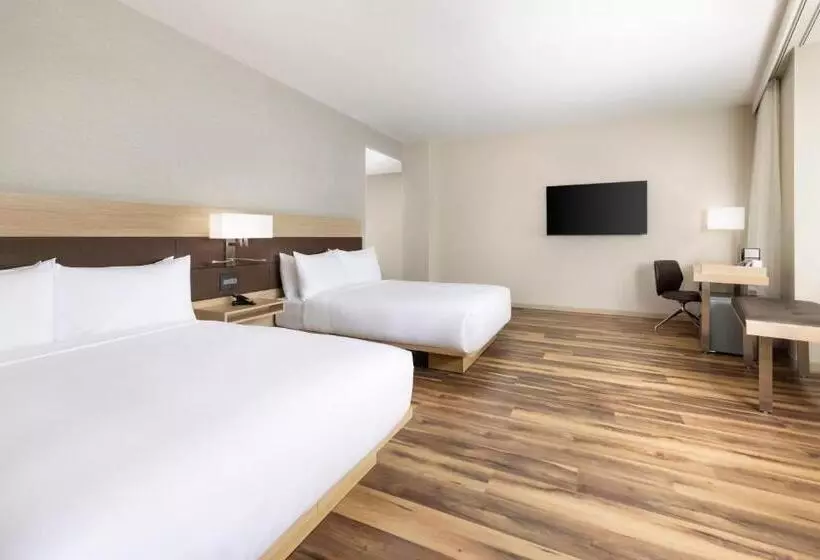 Ac Hotel By Marriott Honolulu