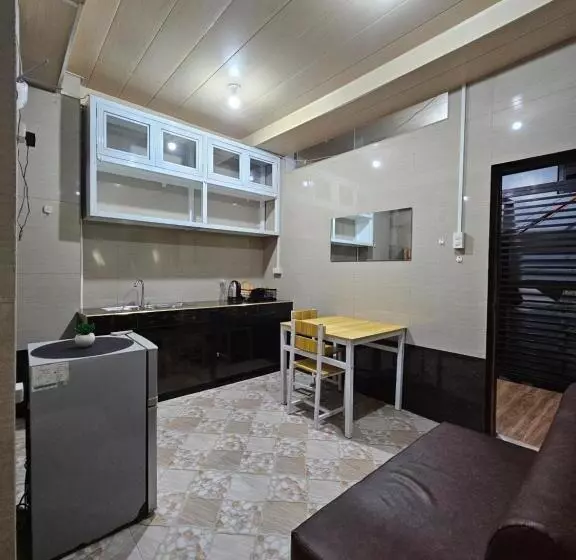 ユースホステル The Gather Inn Room Rentals   Baguio City