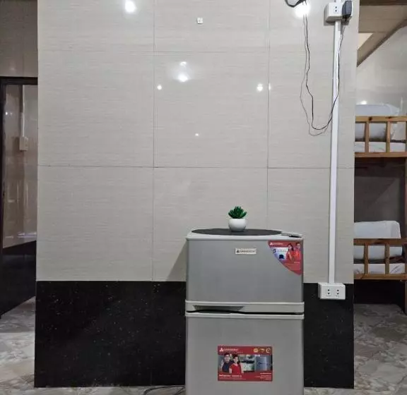 ユースホステル The Gather Inn Room Rentals   Baguio City