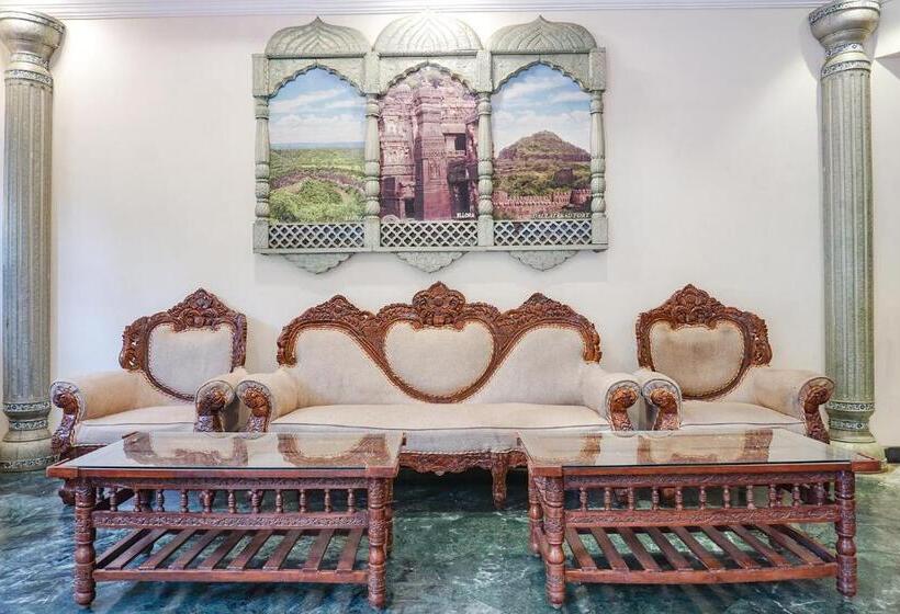 Fabhotel Lotus Resort