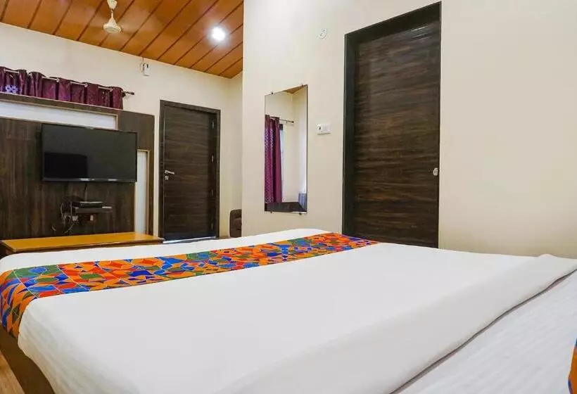 Fabhotel Lotus Resort