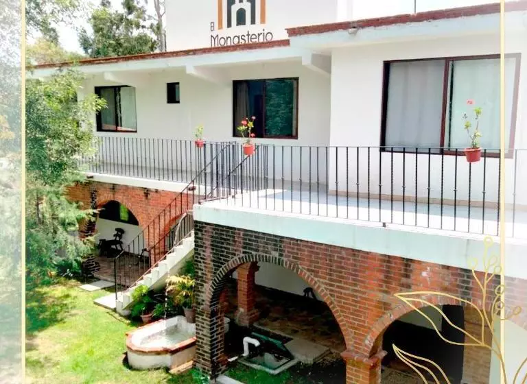 Hotelli El Monasterio