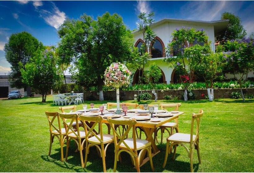 ホテル El Monasterio